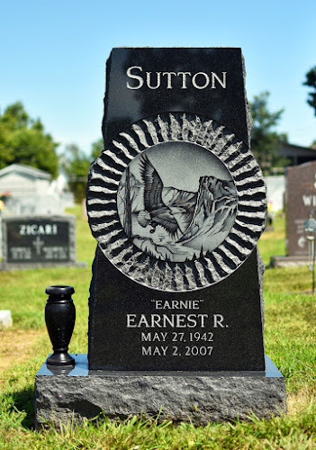 Caron Memorials – Pawtucket