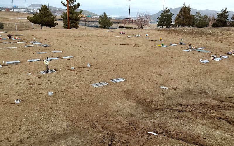 Sierra Memorial Gardens Cemetery